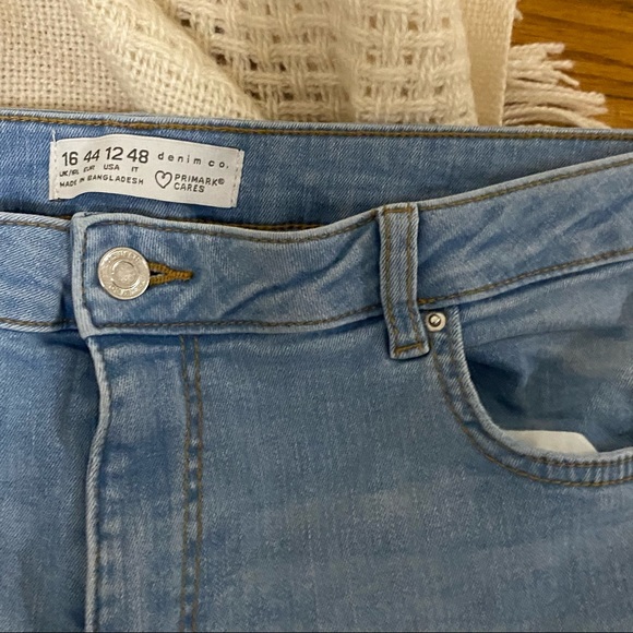 Female pants - Picture 3 of 4